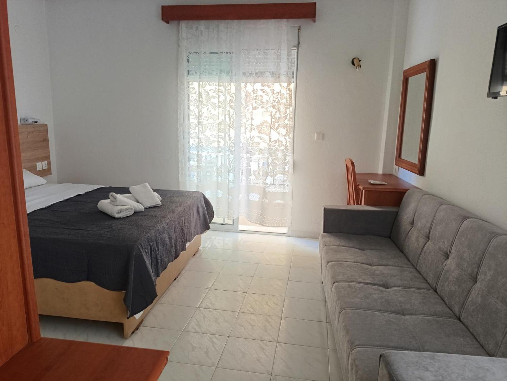 Gatos Beach Hotel Pefkochori Room photo
